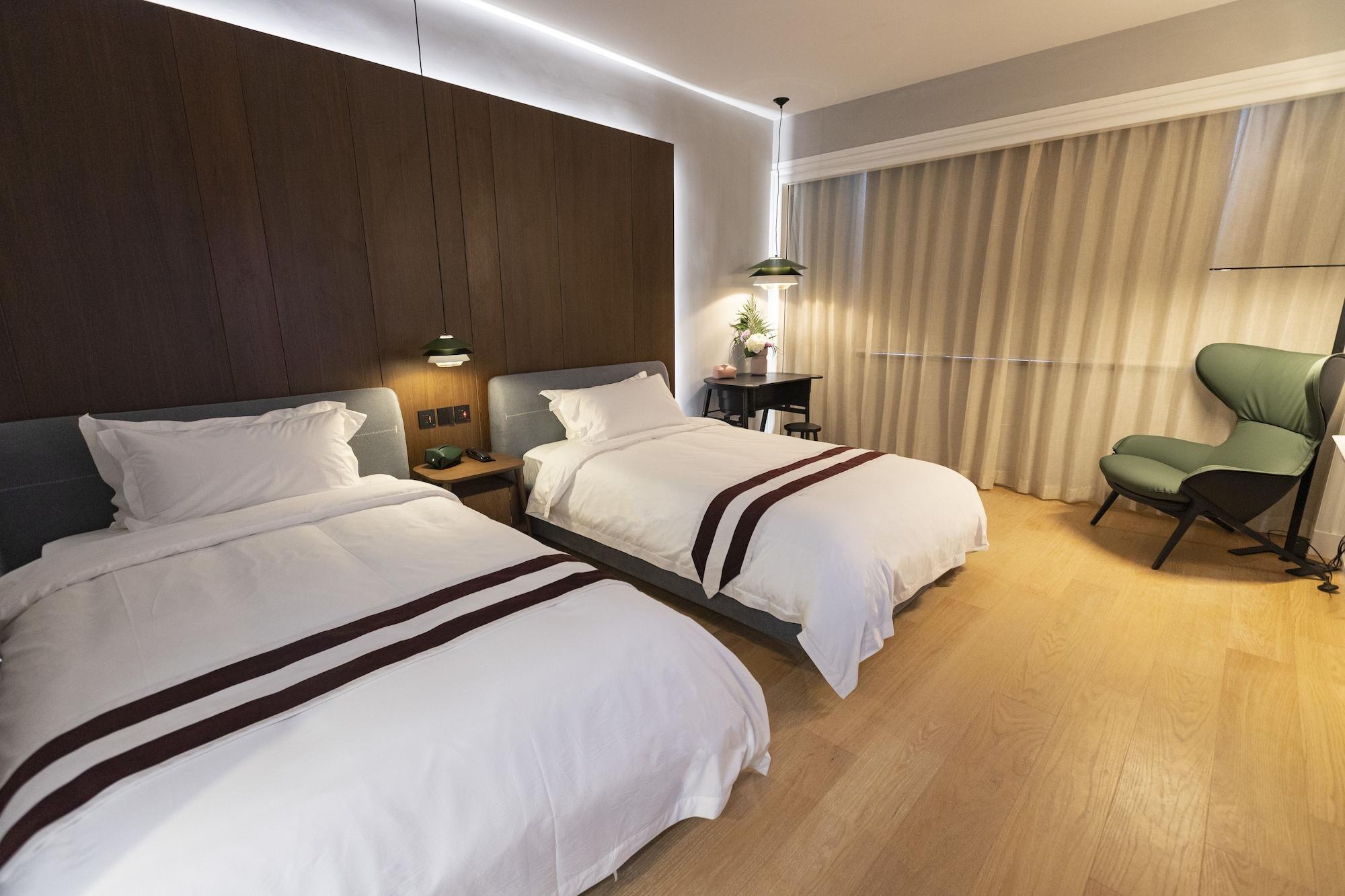 Qingdao The Castle Hotel Екстериор снимка