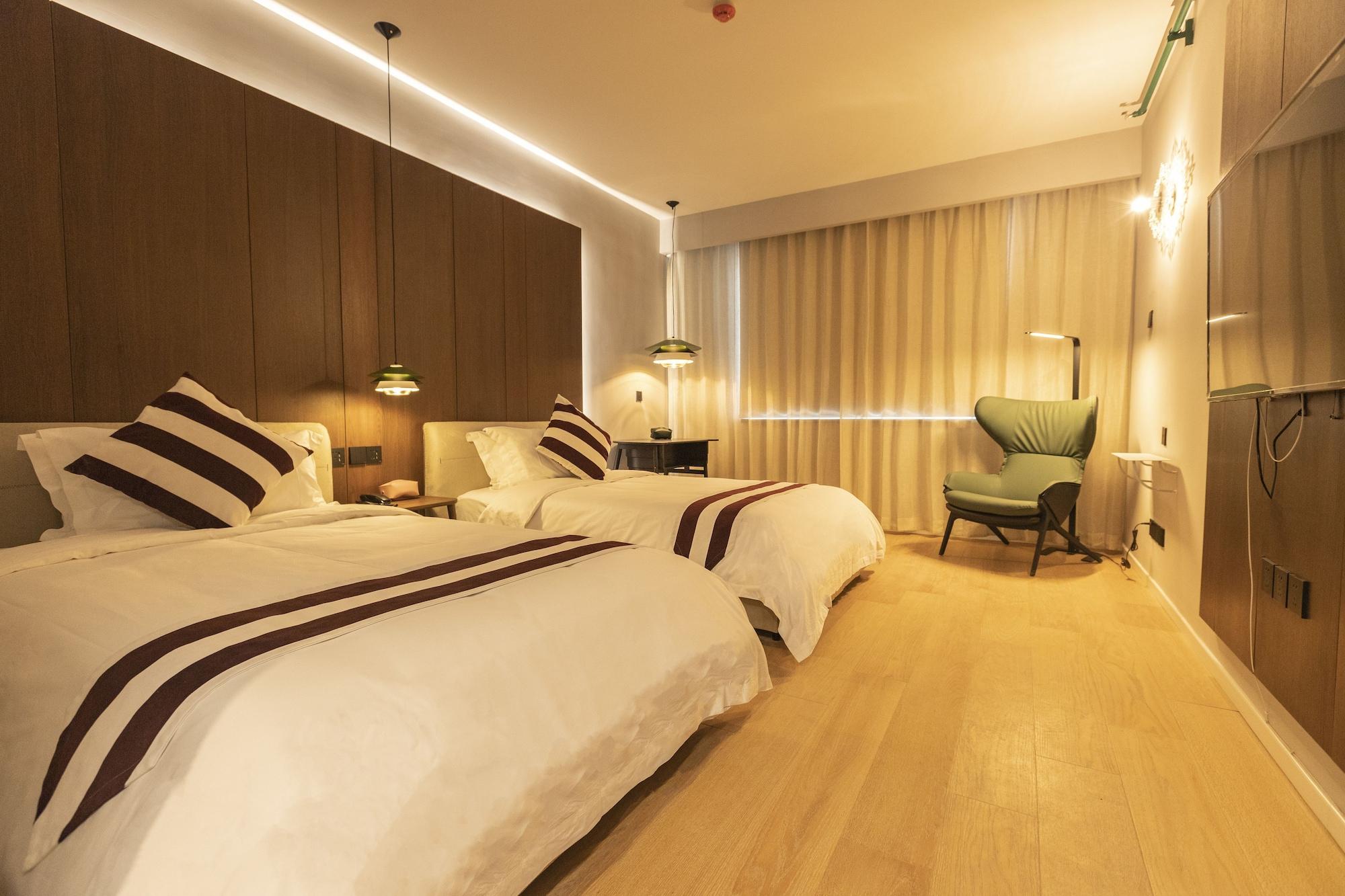 Qingdao The Castle Hotel Екстериор снимка